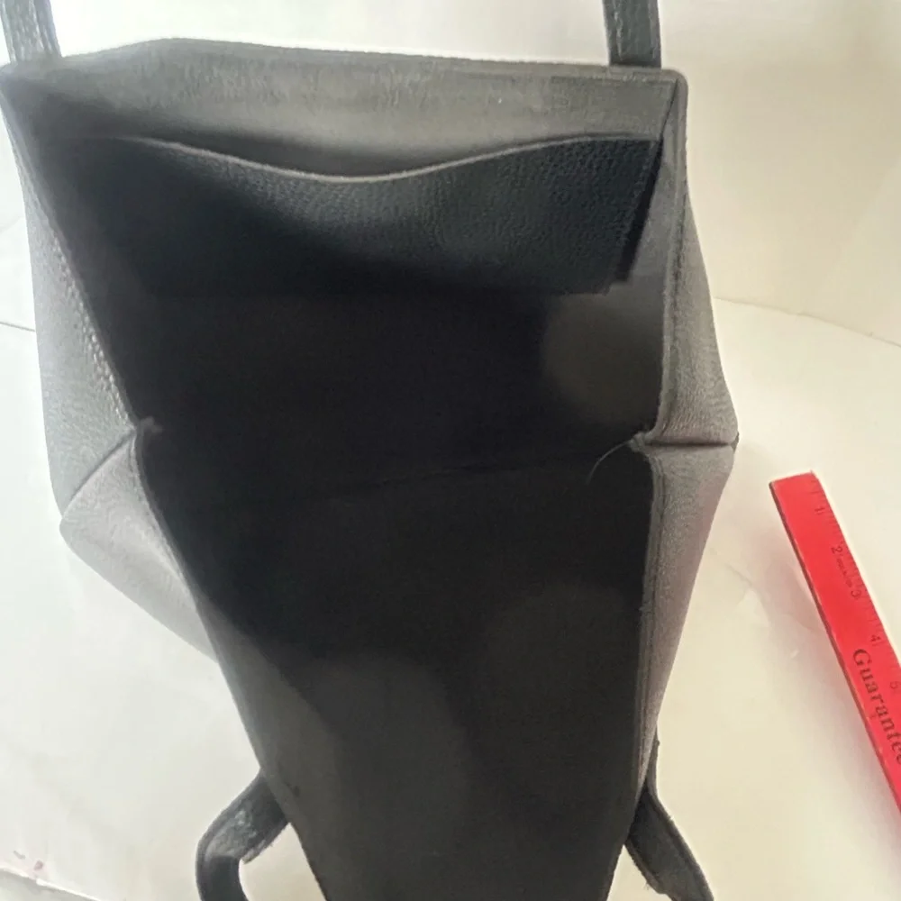 Vince‎ Camuto Black Pebbled Soft Leather Gray Stripe Tote Laptop Bag